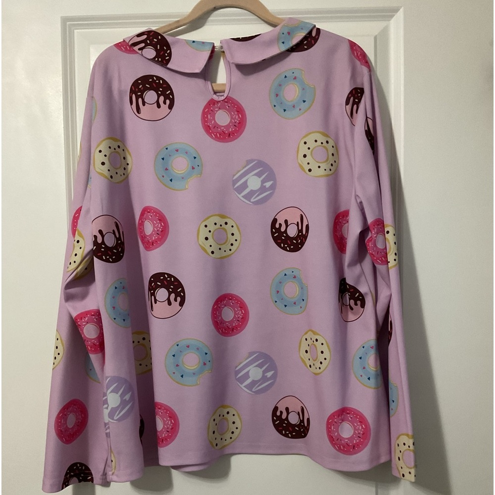SHEIN Doughnut theme blouse